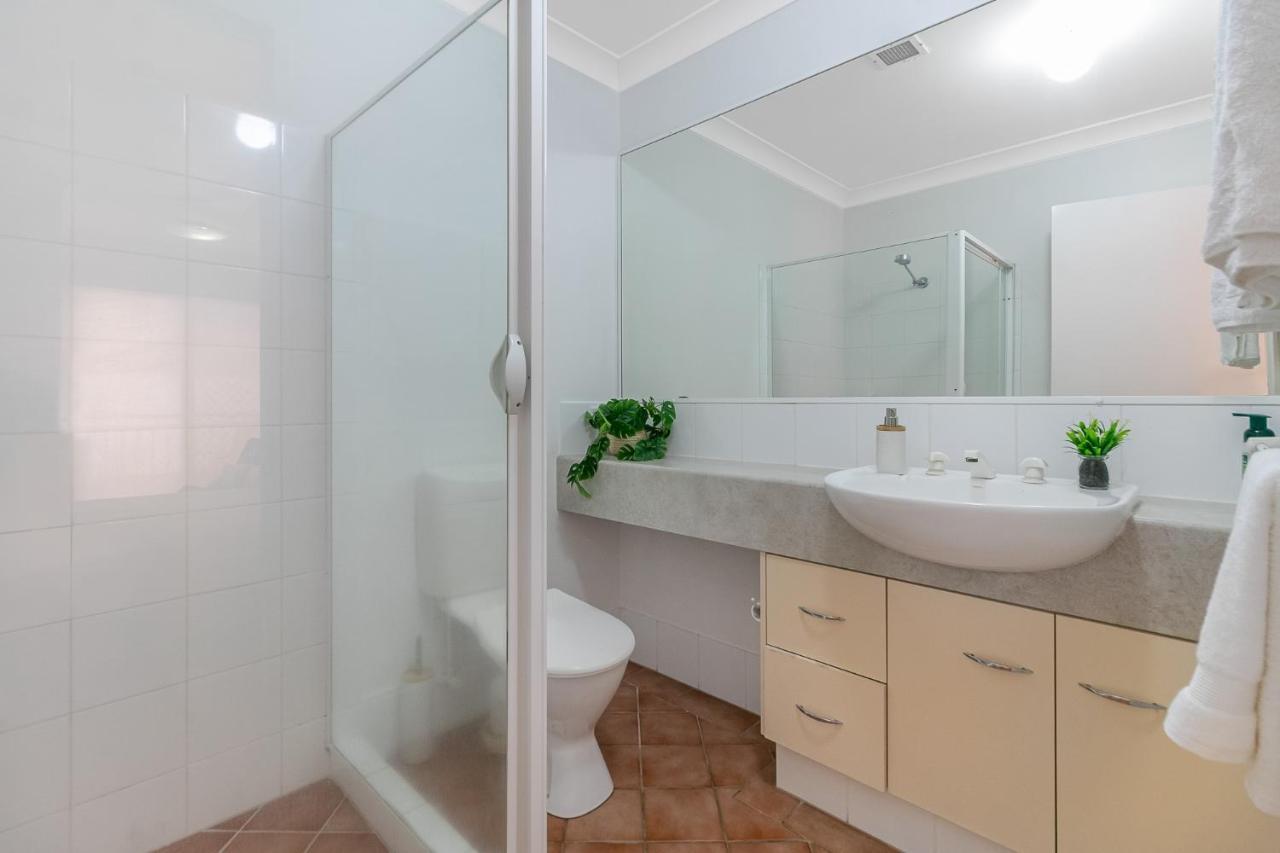 Sunrise Cove- 2br Waterfront By Uholiday Kingscliff